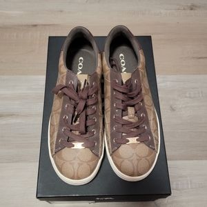 Coach C126 SIG PVC SNKR |  Khaki/Mahogany I  9.5 B